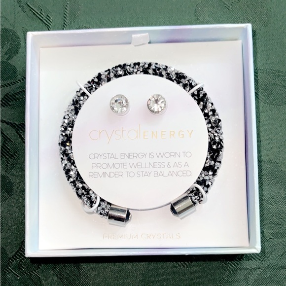 Crystal Energy Bracelet w/ Earrings - Picture 1 of 2